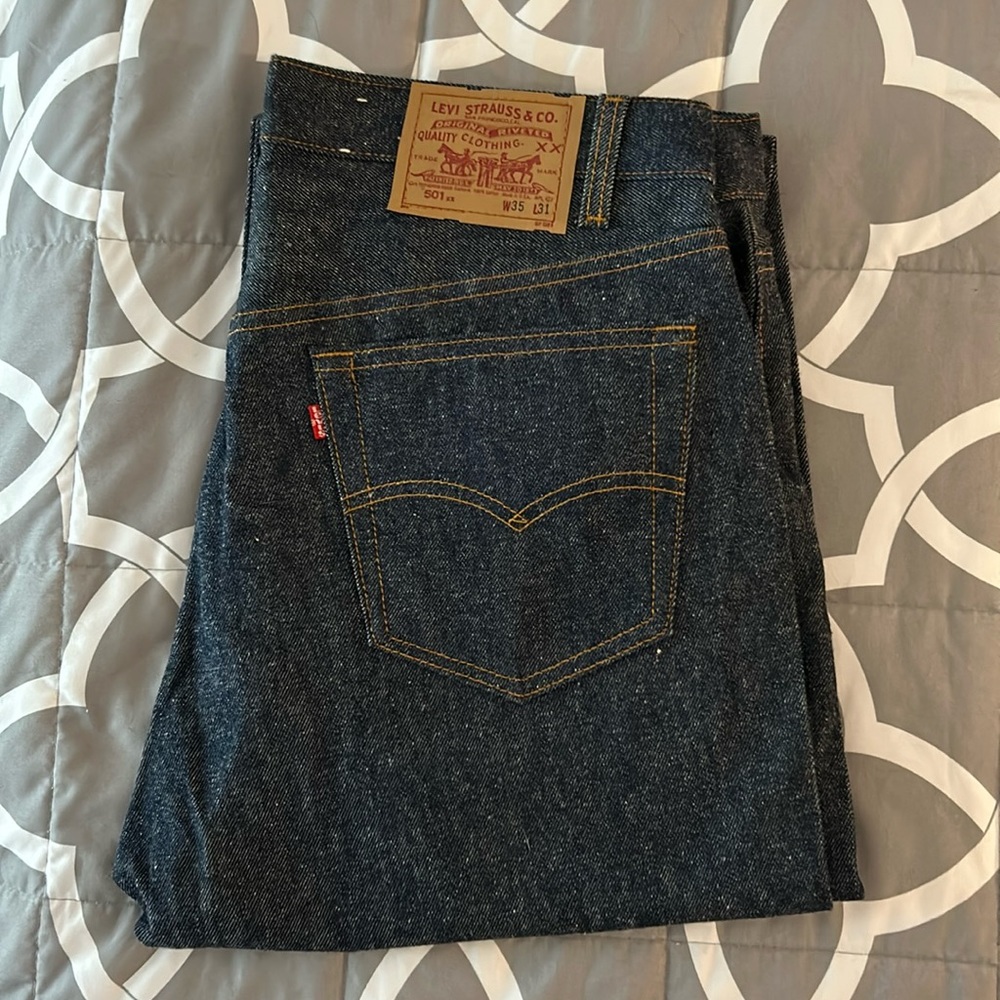 Vintage Levi’s 501xx W35 L31